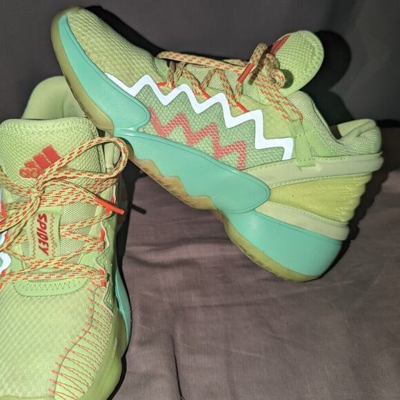 Adidas shoes Size 4.5 D.O.N. Issue 2 x Marvel Spidey Sense 2020 - Picture 2 of 9